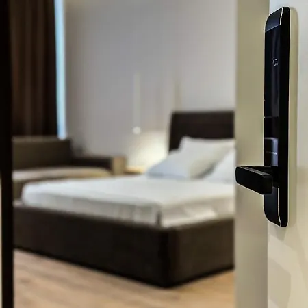 Alexander Luxury Estates 4* Durrës