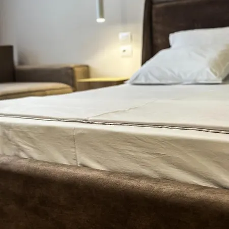 Alexander Luxury Estates 4*