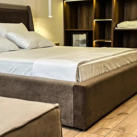 Alexander Luxury Estates