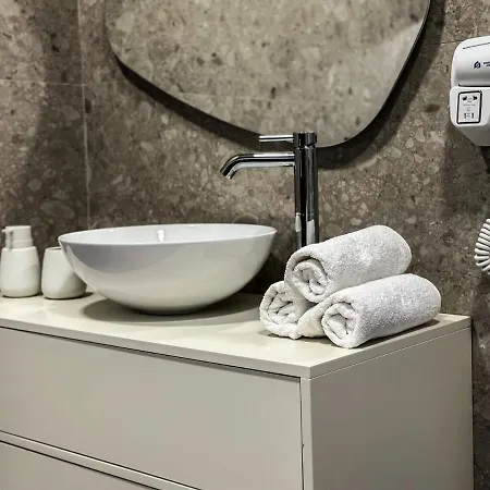 Alexander Luxury Estates Hotel