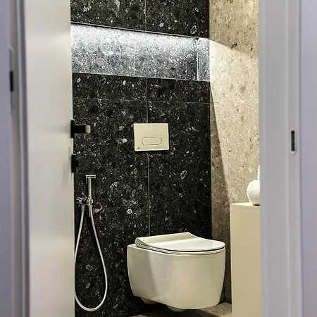 Alexander Luxury Estates 4*