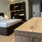 Szálloda Alexander Luxury Estates Durrës
