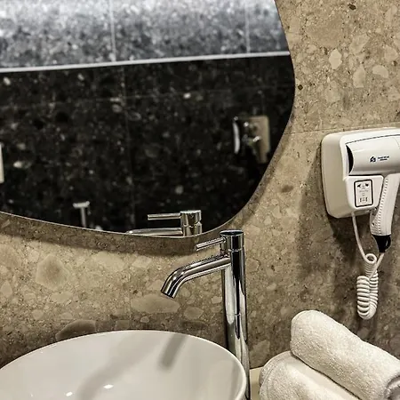 ホテル Alexander Luxury Estates 4*