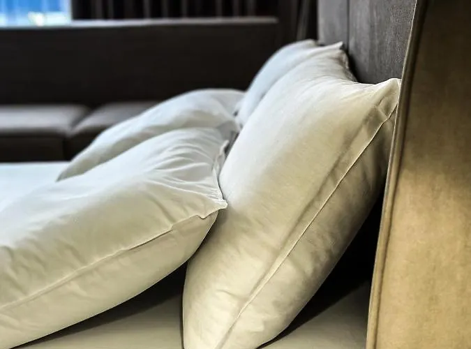 Alexander Luxury Estates Hotell 4*