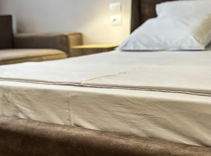 Alexander Luxury Estates 4*