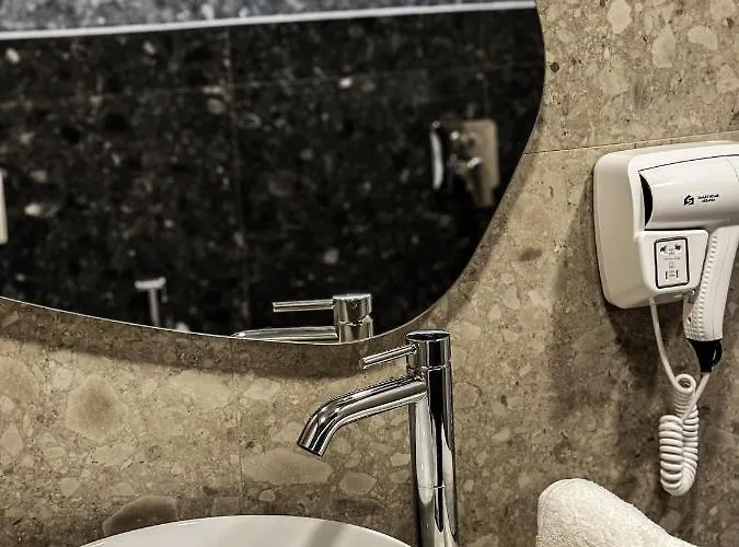 Hotell Alexander Luxury Estates 4*