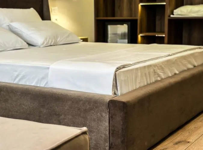 Alexander Luxury Estates